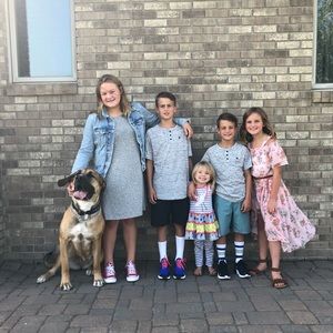 Meet your Posher, Talea